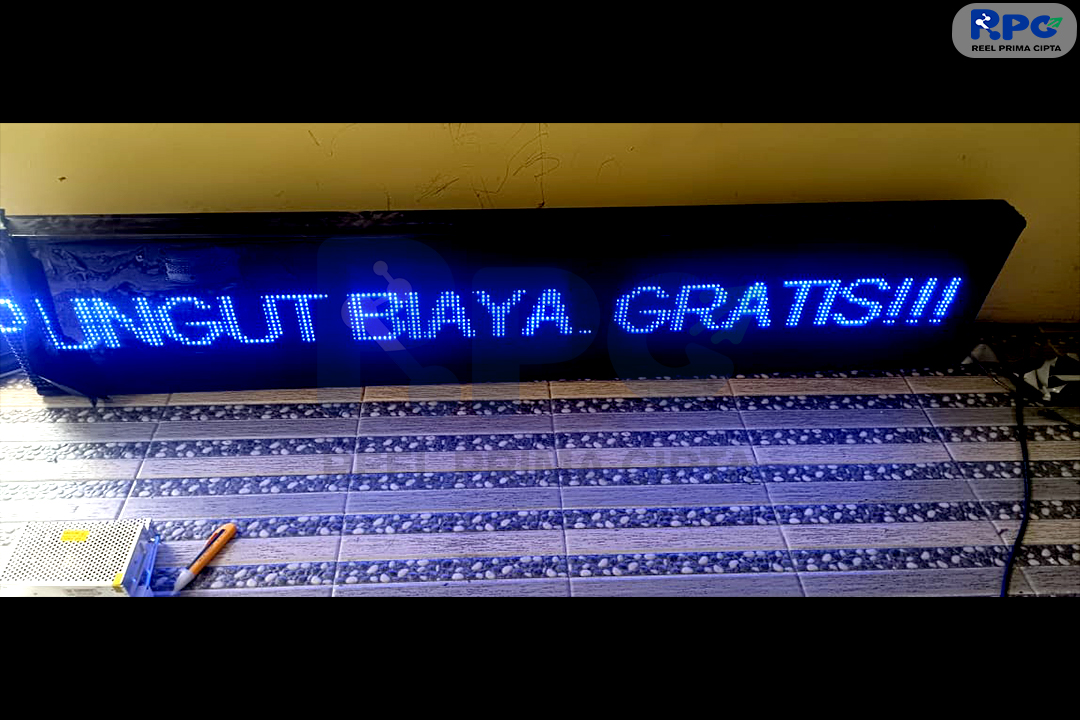 Running Text Single Color